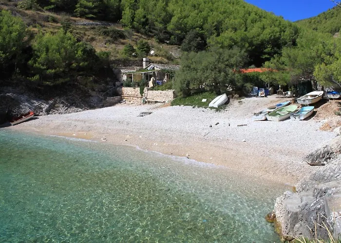 Secluded Fisherman's Cove Bratinja Luka, Korcula - 12764 度假居 *