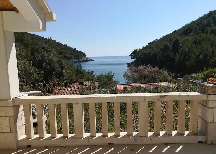 Secluded Fisherman's Cove Bratinja Luka, Korcula - 12764 度假居 Zrnovo