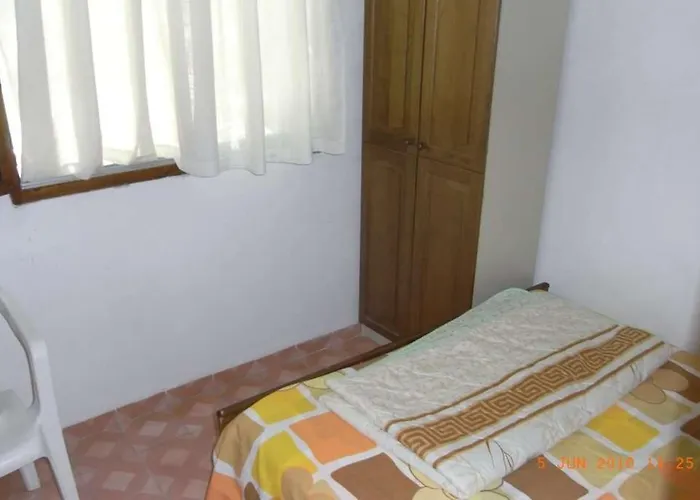 Secluded Fisherman's Cove Bratinja Luka, Korcula - 12764 Zrnovo