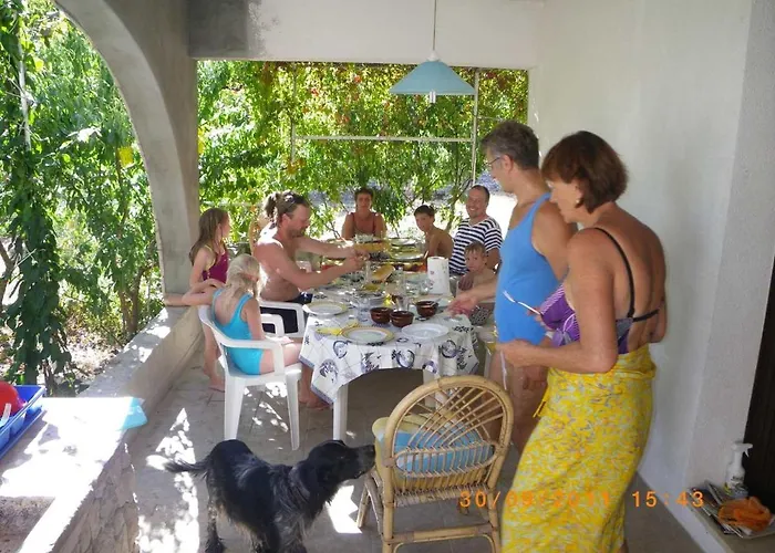 度假居 Secluded Fisherman's Cove Bratinja Luka, Korcula - 12764 *