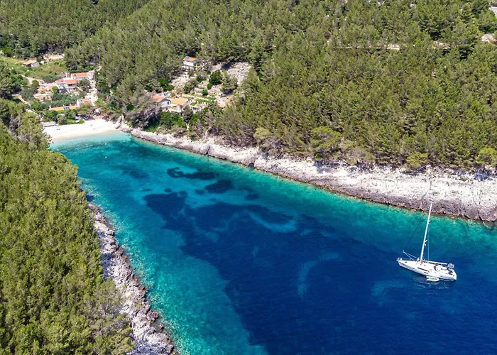 度假居 Secluded Fisherman's Cove Bratinja Luka, Korcula - 12764