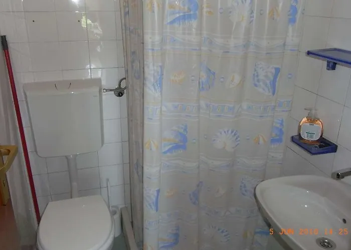 Secluded Fisherman's Cove Bratinja Luka, Korcula - 12764 度假居 Zrnovo